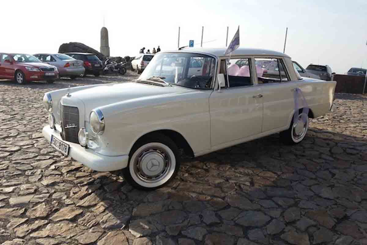 Mercedes Benz 1964